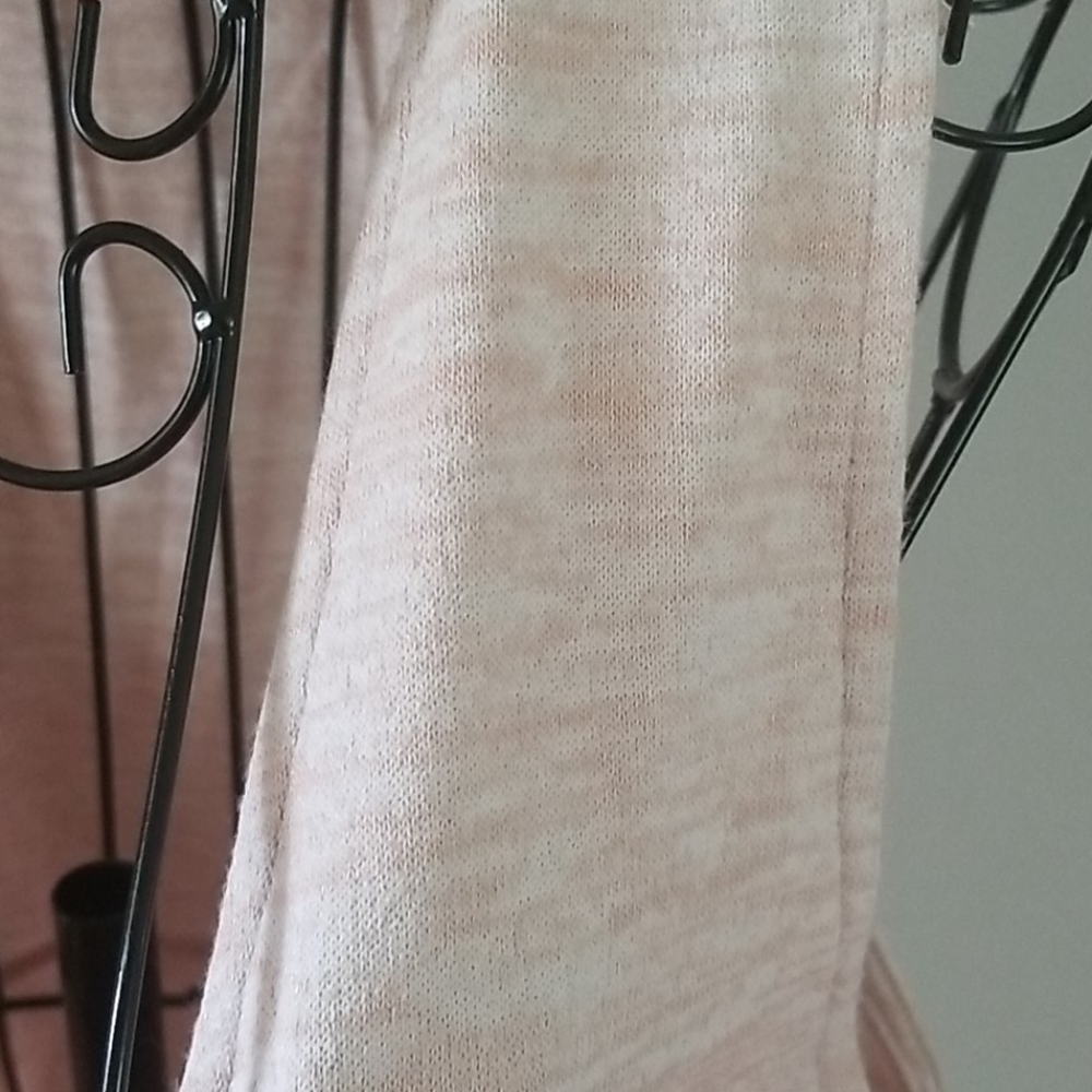 Tank Top XL - Picture 2 of 5